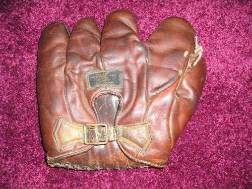 Lefty ODoul DM Back Robbie